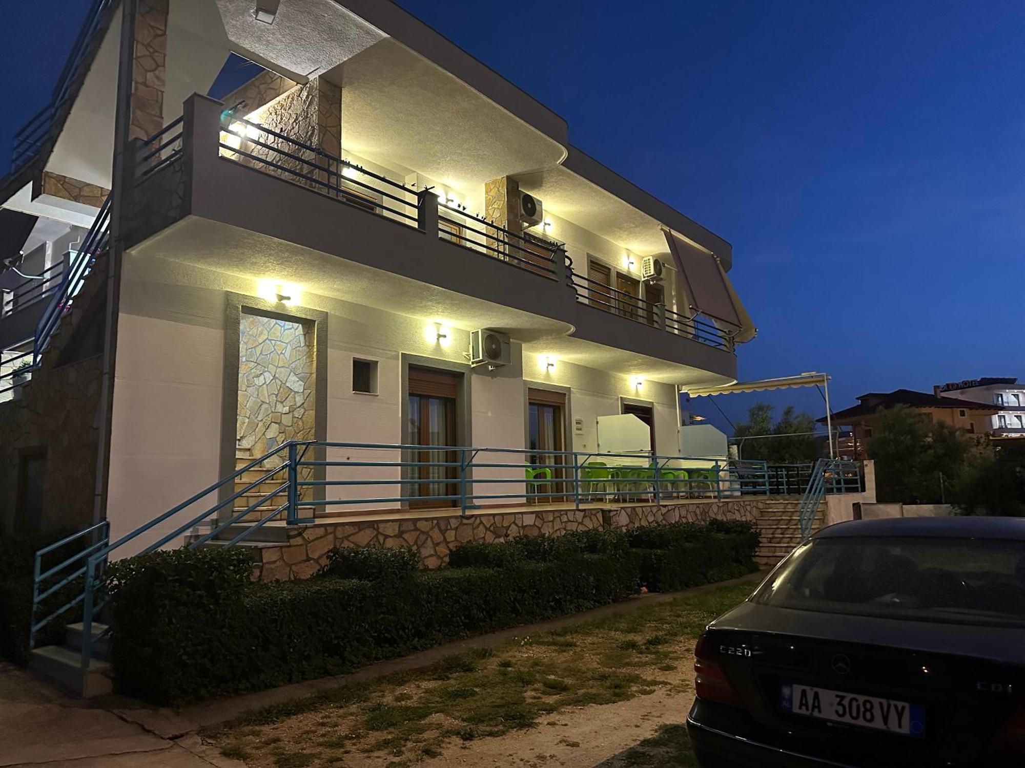 Guesthouse Jasmine Ksamil Exteriör bild